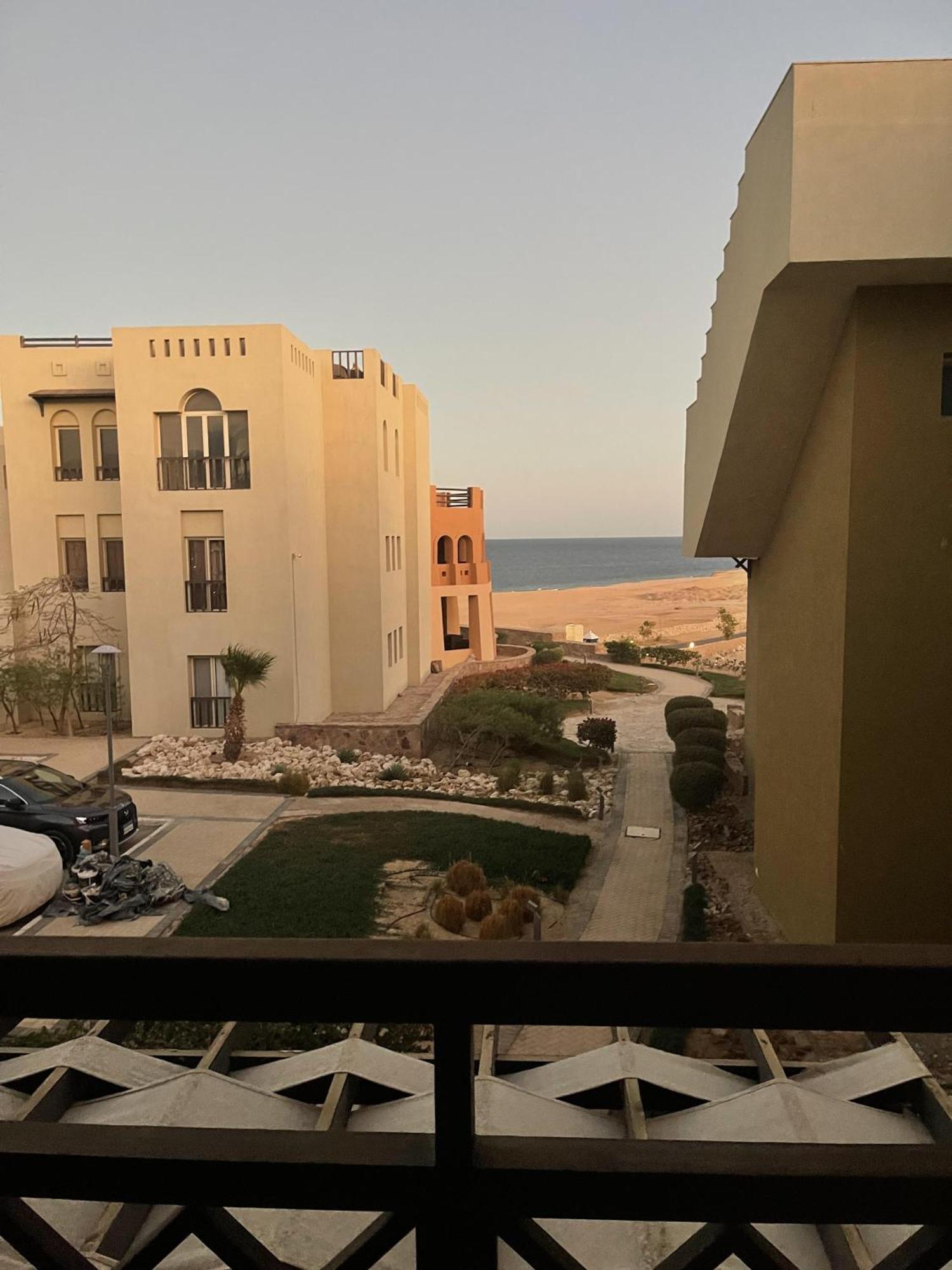 New 2 Bed Apartment In Sahl Hasheesh Azura Resort Хургада Экстерьер фото